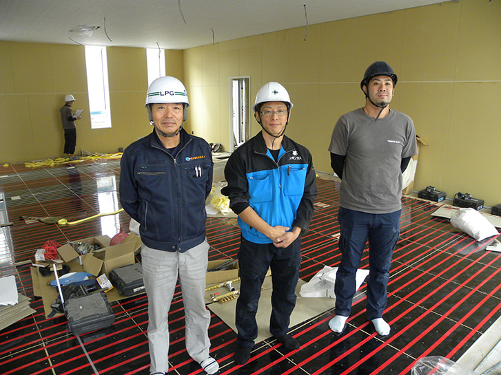 熊本県LPガス会館 温水床暖房　施工事例